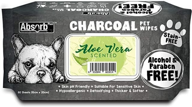 Absorb Plus Charcoal Pet Wipes Aloe Vera