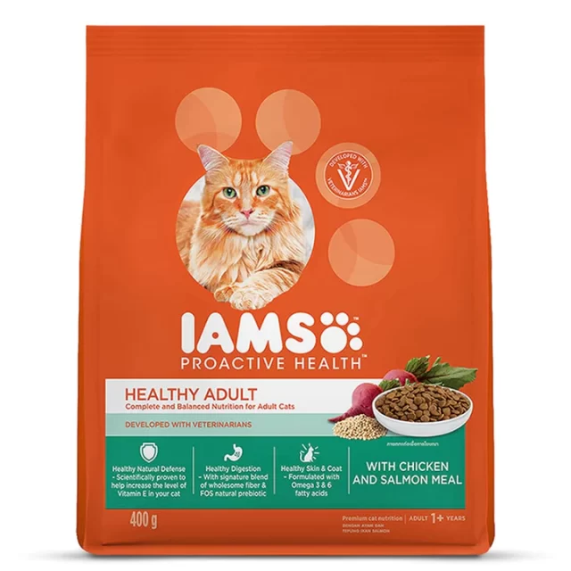IAMS Proactive Healthy Adult (1+ Years) Dry Premium Cat Food with Chicken & Salmon Meal